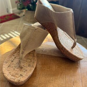 Donald J. Pliner Beige Textured Sandals